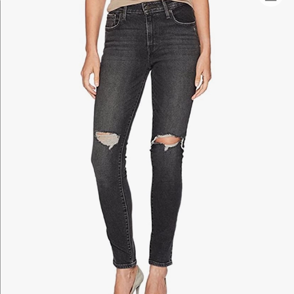 Levi’s Sculpt 721 HighRise Skinny Hypersoft Jeans